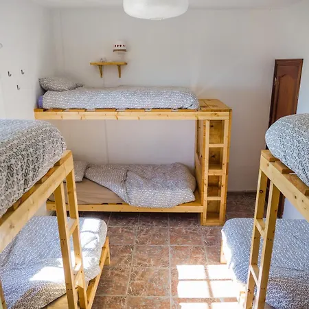 Tenerife Climbing House بيت شباب Arico